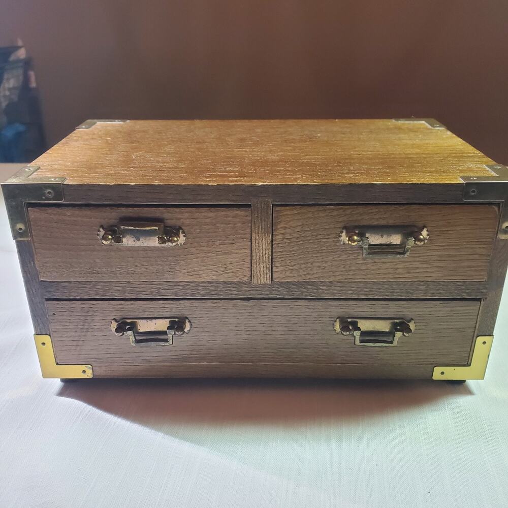 Vintage Wood Tabletop Cabinet 3 Drawers Mini Storage Chest Jewelry Box Organizer